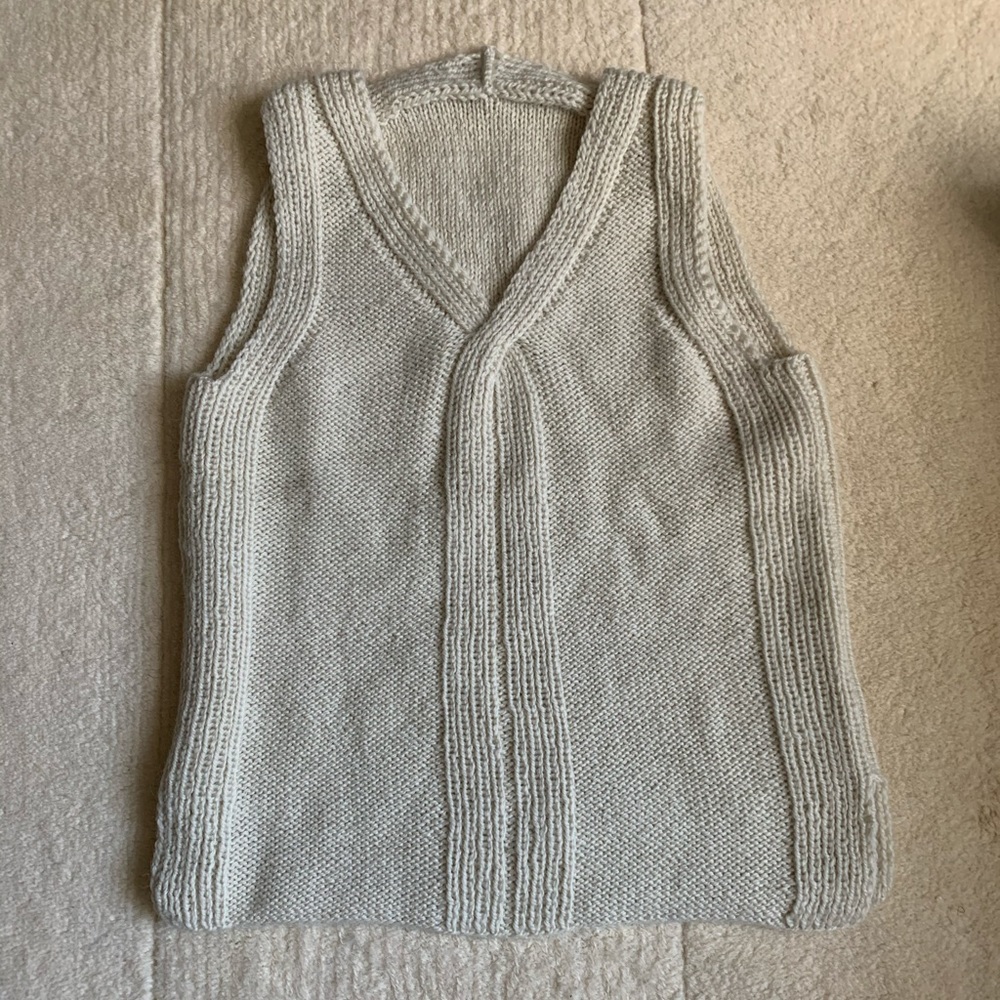 Hand knit tank size XS